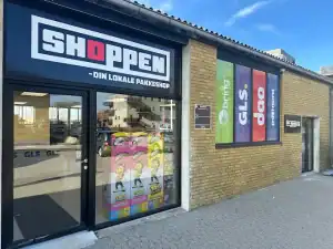 &Aring;by shoppen